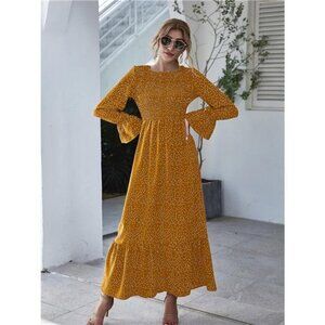 Ruffled Hem Flounce Sleeve Dress